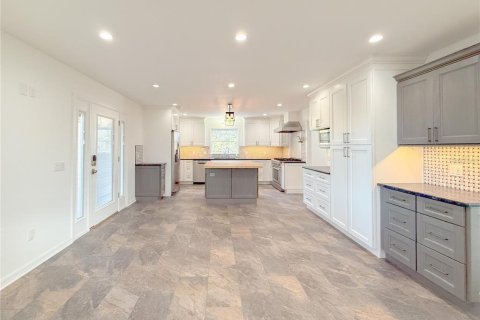 Villa ou maison à vendre à Winter Garden, Floride: 3 chambres, 202.34 m2 № 1525802 - photo 12