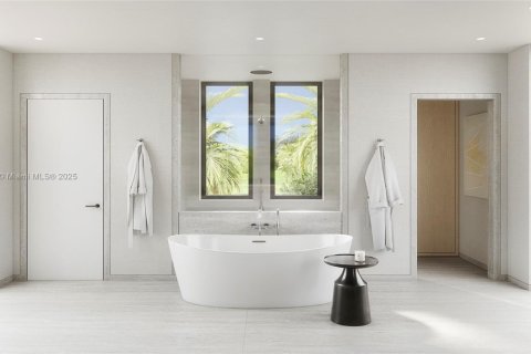 Casa en venta en Miami Beach, Florida, 8 dormitorios, 1467.95 m2 № 1948427 - foto 14