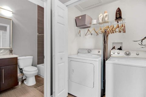 Villa ou maison à louer à Kissimmee, Floride: 2 chambres, 131.64 m2 № 2156553 - photo 28