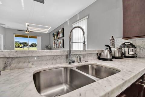 Villa ou maison à louer à Kissimmee, Floride: 2 chambres, 131.64 m2 № 2156553 - photo 6