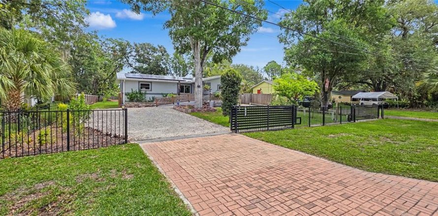 Villa ou maison à Oldsmar, Floride 3 chambres, 120.4 m2 № 2203389