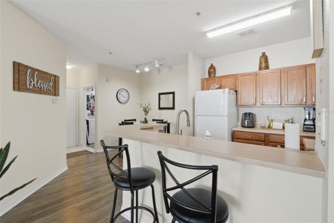 Copropriété à vendre à Orlando, Floride: 2 chambres, 97.18 m2 № 2215428 - photo 6