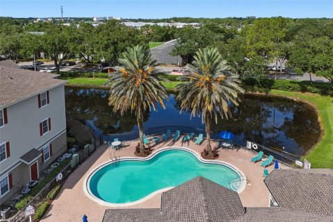Copropriété à vendre à Orlando, Floride: 2 chambres, 97.18 m2 № 2215428 - photo 15