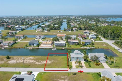 Terreno en venta en Hernando Beach, Florida № 247743 - foto 9