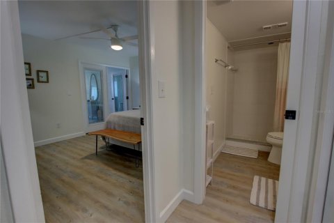 Condo in New Smyrna Beach, Florida, 1 bedroom  № 1553474 - photo 22