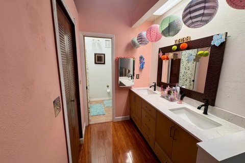 Villa ou maison à vendre à Clearwater, Floride: 2 chambres, 99.31 m2 № 2347310 - photo 9