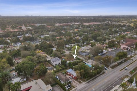 Купить земельный участок в Майами, Флорида № 2041958 - фото 23