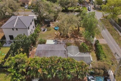 Купить земельный участок в Майами, Флорида № 2041958 - фото 17