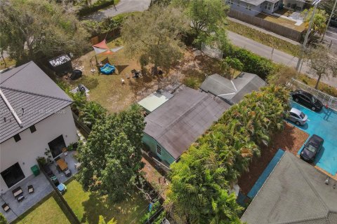 Купить земельный участок в Майами, Флорида № 2041958 - фото 16