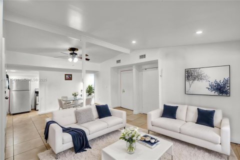 Купить земельный участок в Майами, Флорида № 2041958 - фото 9