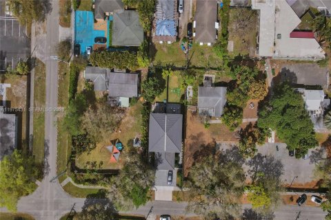Купить земельный участок в Майами, Флорида № 2041958 - фото 19