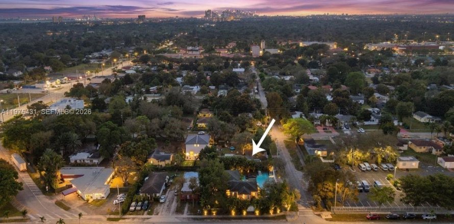 Земельный участок в Майами, Флорида № 2041958