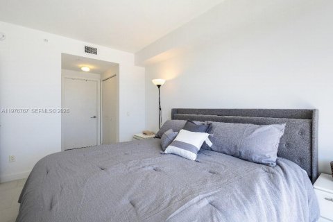 Copropriété à vendre à Miami, Floride: 2 chambres, 92.81 m2 № 2041949 - photo 17