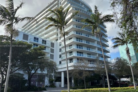Condo à Miami, Floride, 2 chambres  № 2041949