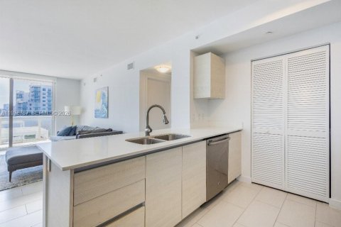 Copropriété à vendre à Miami, Floride: 2 chambres, 92.81 m2 № 2041949 - photo 6