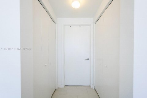 Copropriété à vendre à Miami, Floride: 2 chambres, 92.81 m2 № 2041949 - photo 18