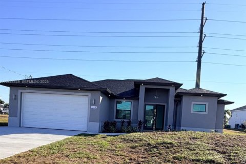 Снять в аренду виллу или дом в Кейп-Корал, Флорида 3 спальни, № 1990727 - фото 23