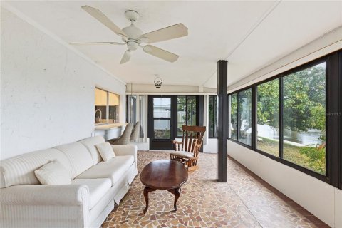 Villa ou maison à vendre à Holiday, Floride: 2 chambres, 123.93 m2 № 2113598 - photo 11