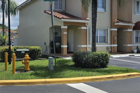 Touwnhouse à vendre à Miami, Floride: 3 chambres, 121.52 m2 № 1898211 - photo 14