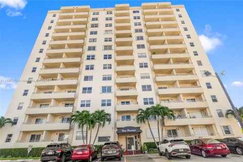 Condo à Fort Lauderdale, Floride, 2 chambres  № 2021162