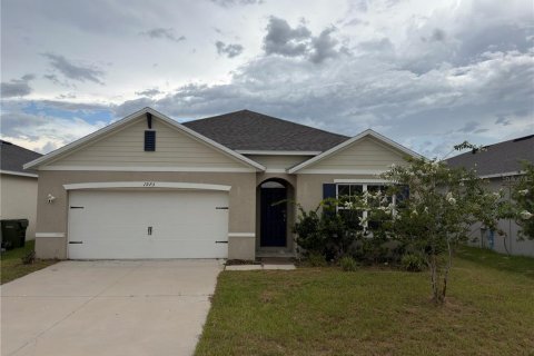 House in Winter Haven, Florida 4 bedrooms, 169.83 sq.m. № 2236840