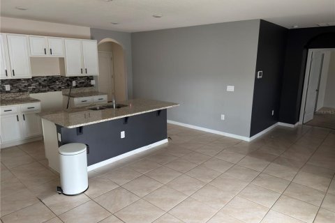 Casa en venta en Winter Haven, Florida, 4 dormitorios, 169.83 m2 № 2236840 - foto 6