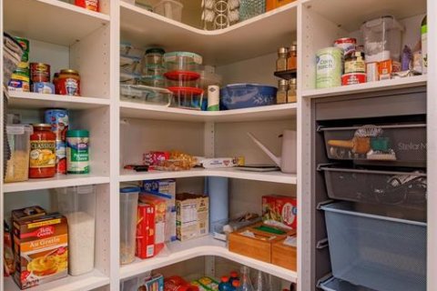 Купить виллу или дом в Деланд, Флорида 8 комнат, 218.97м2, № 2217032 - фото 16