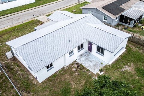 Купить виллу или дом в Холидэй, Флорида 7 комнат, 138.42м2, № 1778269 - фото 3