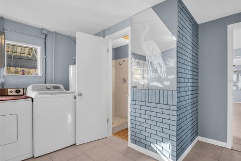 Купить виллу или дом в Холидэй, Флорида 7 комнат, 138.42м2, № 1778269 - фото 30