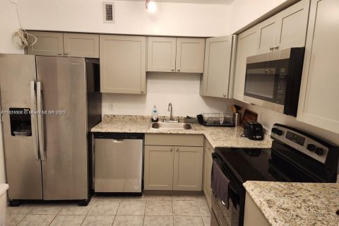 Купить кондоминиум в Майами-Бич, Флорида 2 спальни, 99.41м2, № 2022296 - фото 9