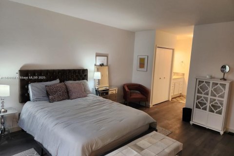 Купить кондоминиум в Майами-Бич, Флорида 2 спальни, 99.41м2, № 2022296 - фото 17