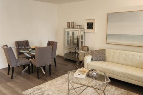 Купить кондоминиум в Майами-Бич, Флорида 2 спальни, 99.41м2, № 2022296 - фото 7