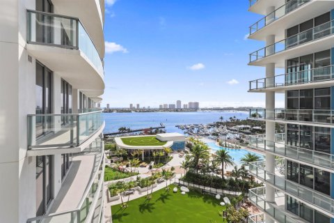Condo in Lake Park, Florida, 1 bedroom  № 2261350 - photo 26