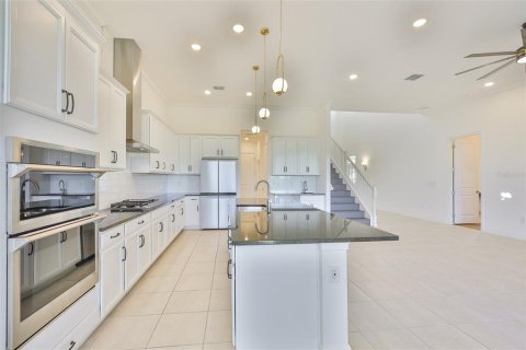 House in Apollo Beach, Florida 4 bedrooms, 283.54 sq.m. № 1807001 - photo 11