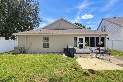 Villa ou maison à vendre à New Port Richey, Floride: 3 chambres, 155.61 m2 № 2296152 - photo 27