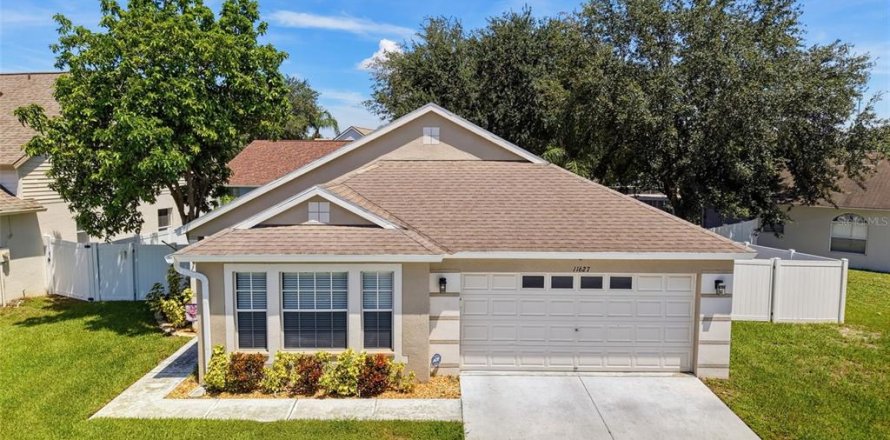 Villa ou maison à New Port Richey, Floride 3 chambres, 155.61 m2 № 2296152