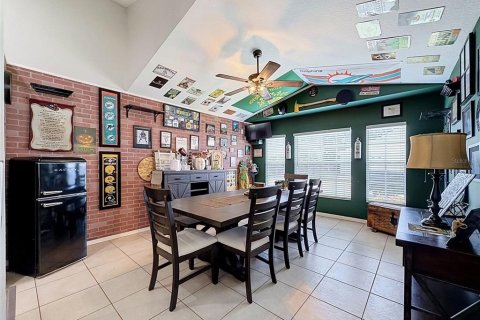 Villa ou maison à vendre à New Port Richey, Floride: 3 chambres, 155.61 m2 № 2296152 - photo 12