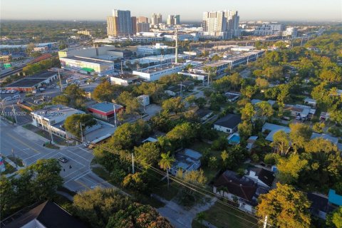Villa ou maison à vendre à South Miami, Floride: 3 chambres, 126.25 m2 № 1996644 - photo 6