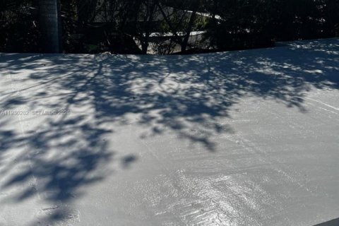 Casa en venta en South Miami, Florida, 3 dormitorios, 126.25 m2 № 1996644 - foto 22