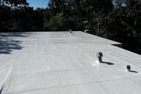 Casa en venta en South Miami, Florida, 3 dormitorios, 126.25 m2 № 1996644 - foto 26