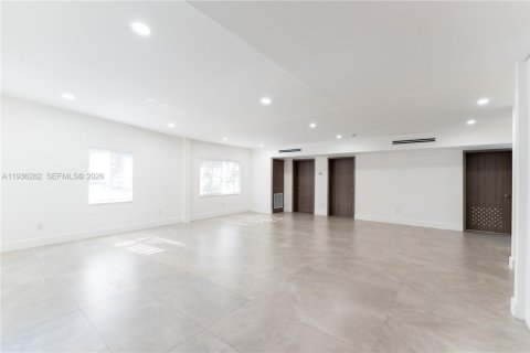 Villa ou maison à vendre à South Miami, Floride: 3 chambres, 126.25 m2 № 1996644 - photo 13