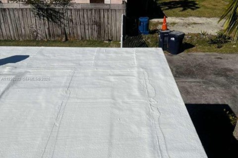 Купить виллу или дом в Саут-Майами, Флорида 3 спальни, 126.25м2, № 1996644 - фото 23