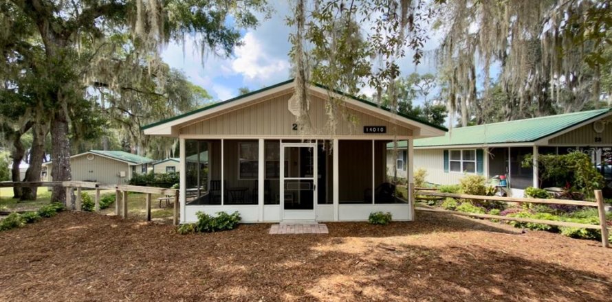 Casa en Salt Springs, Florida 2 dormitorios, 62.43 m2 № 2214390