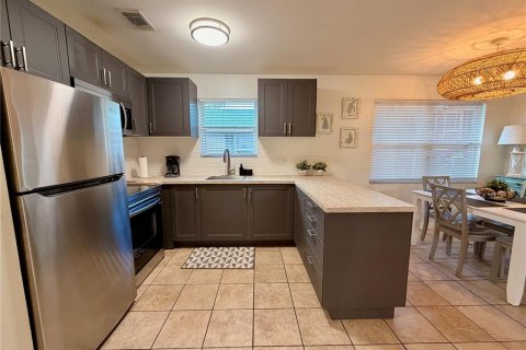 Casa en venta en Salt Springs, Florida, 2 dormitorios, 62.43 m2 № 2214390 - foto 24