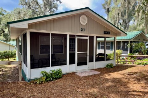 Casa en venta en Salt Springs, Florida, 2 dormitorios, 62.43 m2 № 2214390 - foto 2