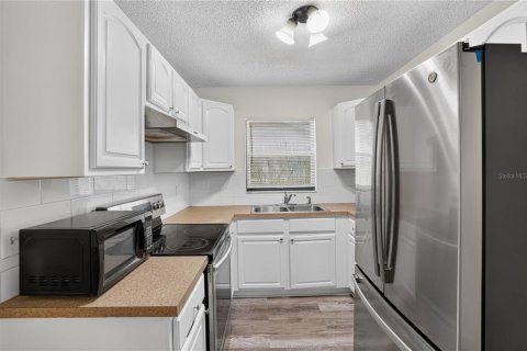Villa ou maison à vendre à Seminole, Floride: 3 chambres, 98.1 m2 № 2405079 - photo 9