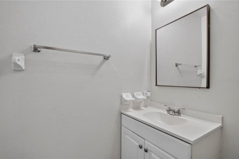 Villa ou maison à vendre à Seminole, Floride: 3 chambres, 98.1 m2 № 2405079 - photo 13
