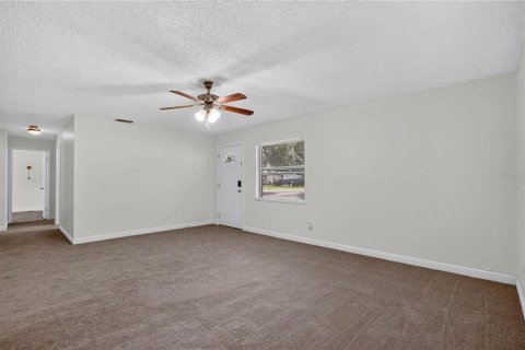 Villa ou maison à vendre à Seminole, Floride: 3 chambres, 98.1 m2 № 2405079 - photo 8