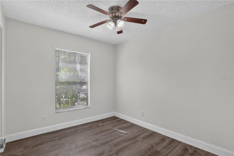 Villa ou maison à vendre à Seminole, Floride: 3 chambres, 98.1 m2 № 2405079 - photo 21
