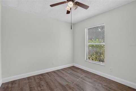 Villa ou maison à vendre à Seminole, Floride: 3 chambres, 98.1 m2 № 2405079 - photo 17